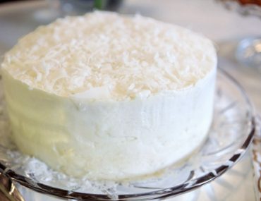 Snow White Coconut Cake-4