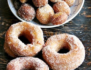Pumpkin Apple Cider Donuts