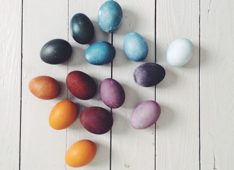 Naturally Dyed Easter Eggs_15