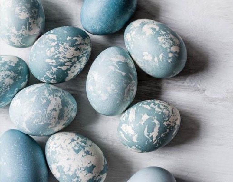 Naturally Dyed Easter Eggs_2