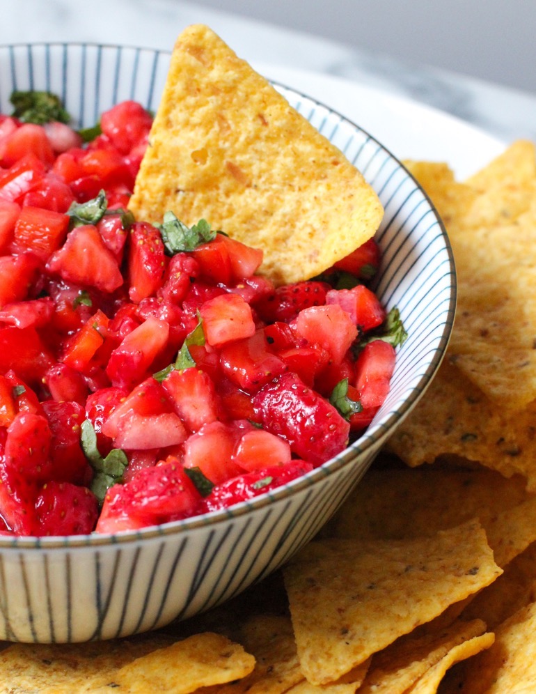 Delicious Strawberry Salsa Recipe 3