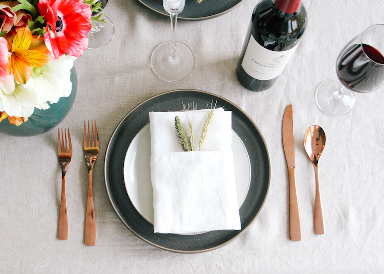 Friendsgiving Table Inspiration