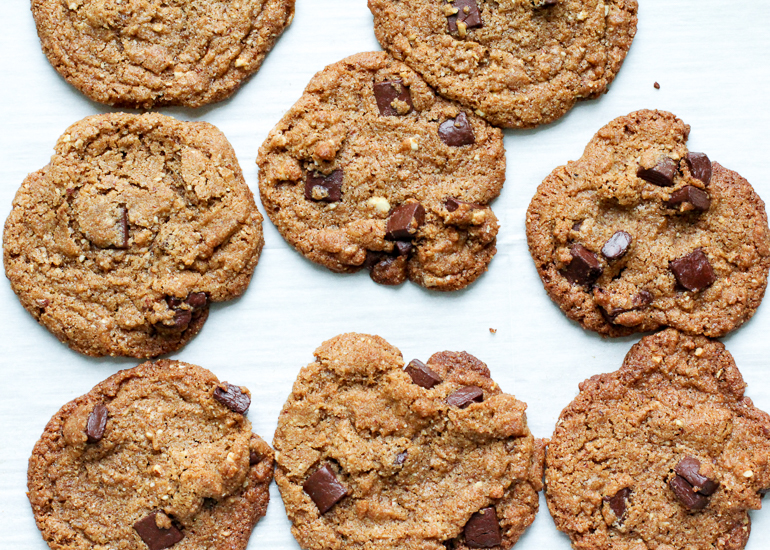 Healthyish Vegan Chocolate Chip Cookies_3