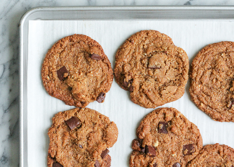 Healthyish Vegan Chocolate Chip Cookies_4