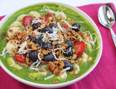 The Best Green Smoothie Bowl Recipe Ever