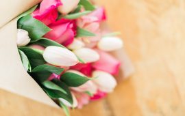 DIY Mother's Day Bouquet - tips from floral designer Michaela Hogarty on sohautestyle.com